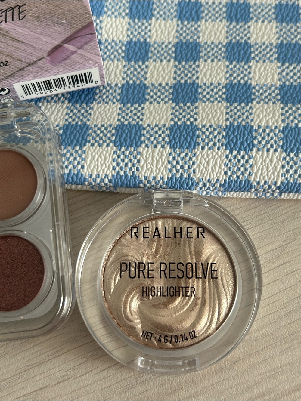 Makeup bundle - Picture 3 of 3